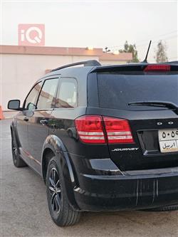 دودج جورني